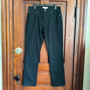 32 x 32 black jeans Amazon Essentials slim new